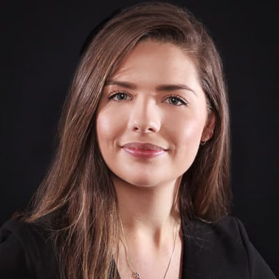 <em>Samantha J.</em>